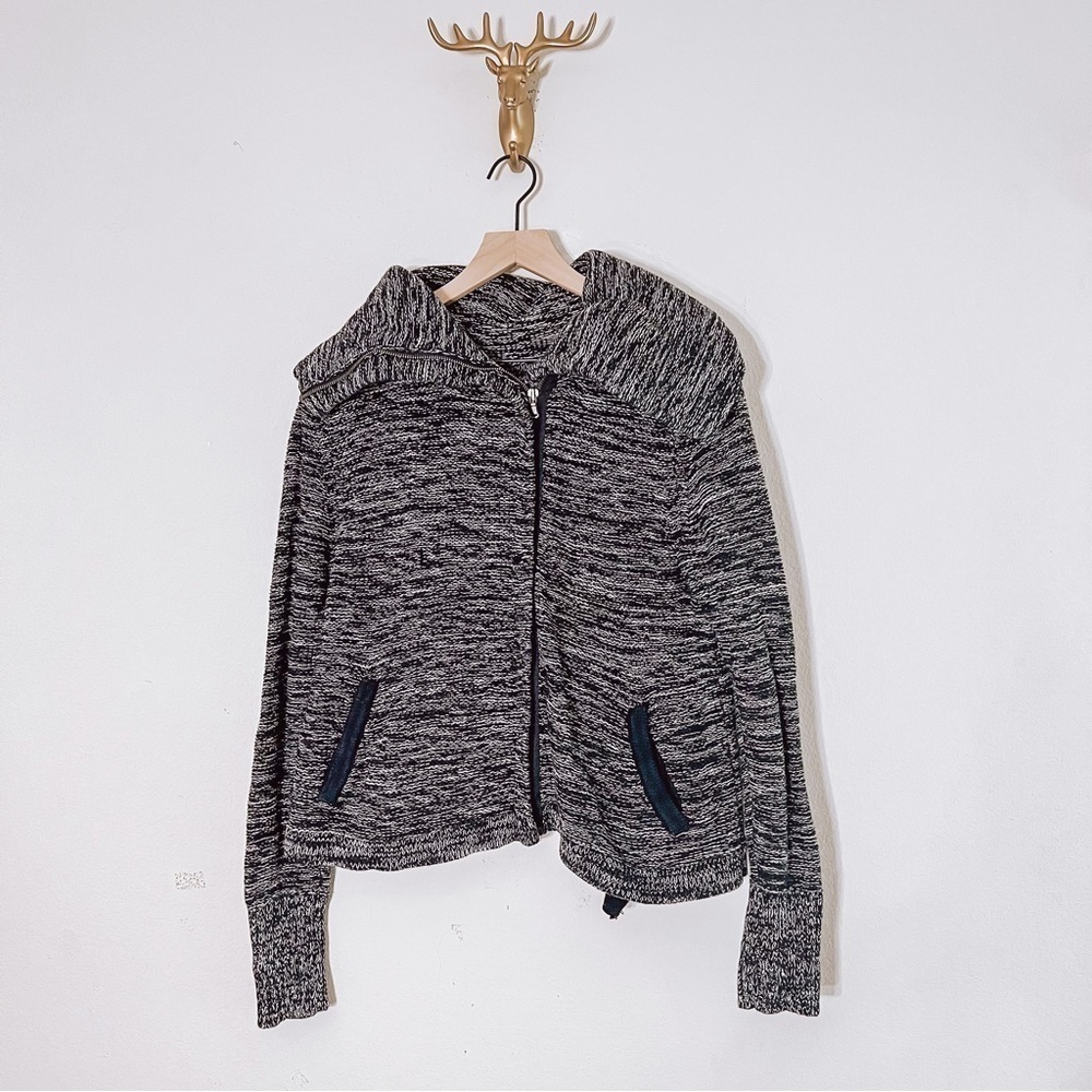 American Eagle Women's Gtay Full Zip Sweater Jacket Size XL